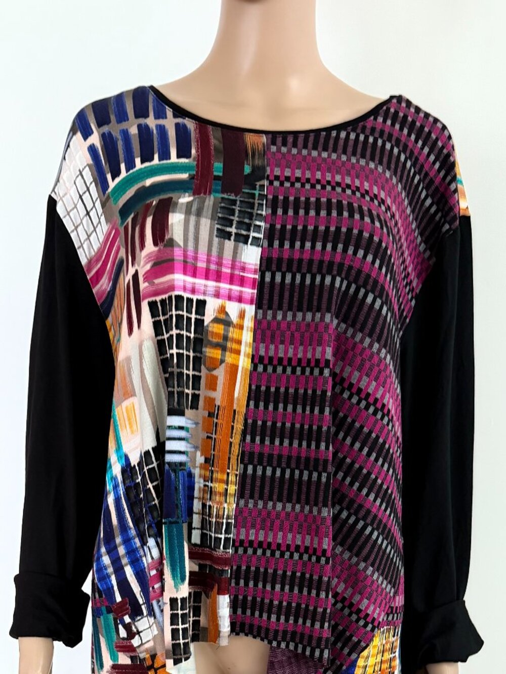 Kozan Women's Abstract Multicolor Oversized Tunic Top zOpen Back Size 2X